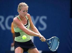 网坛姐妹花,双星闪耀，共筑辉煌